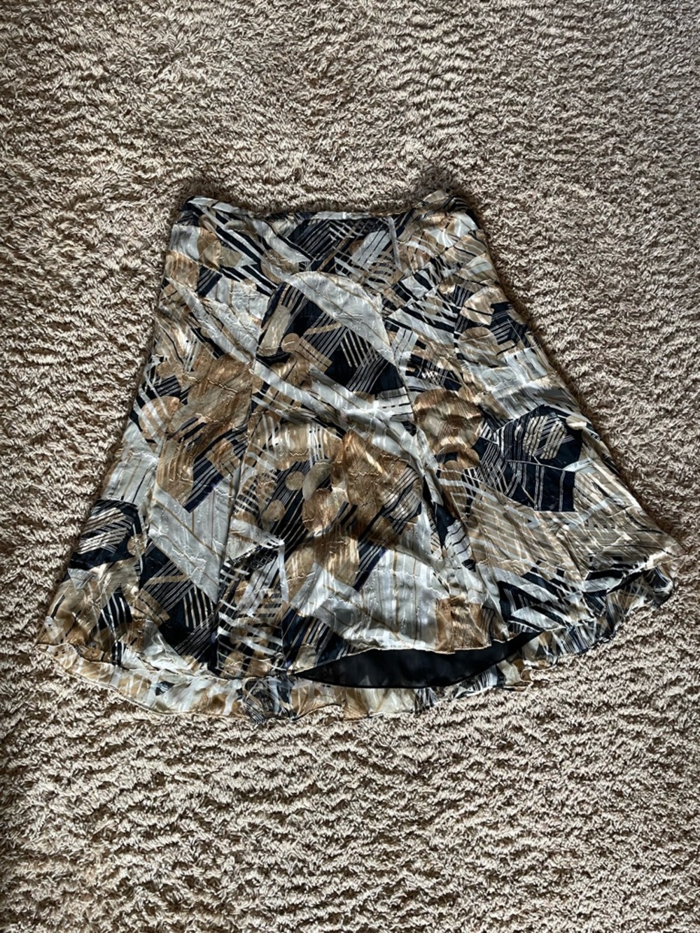 Jones New York Collection Black, Gold & Cream Patterned Midi Skirt